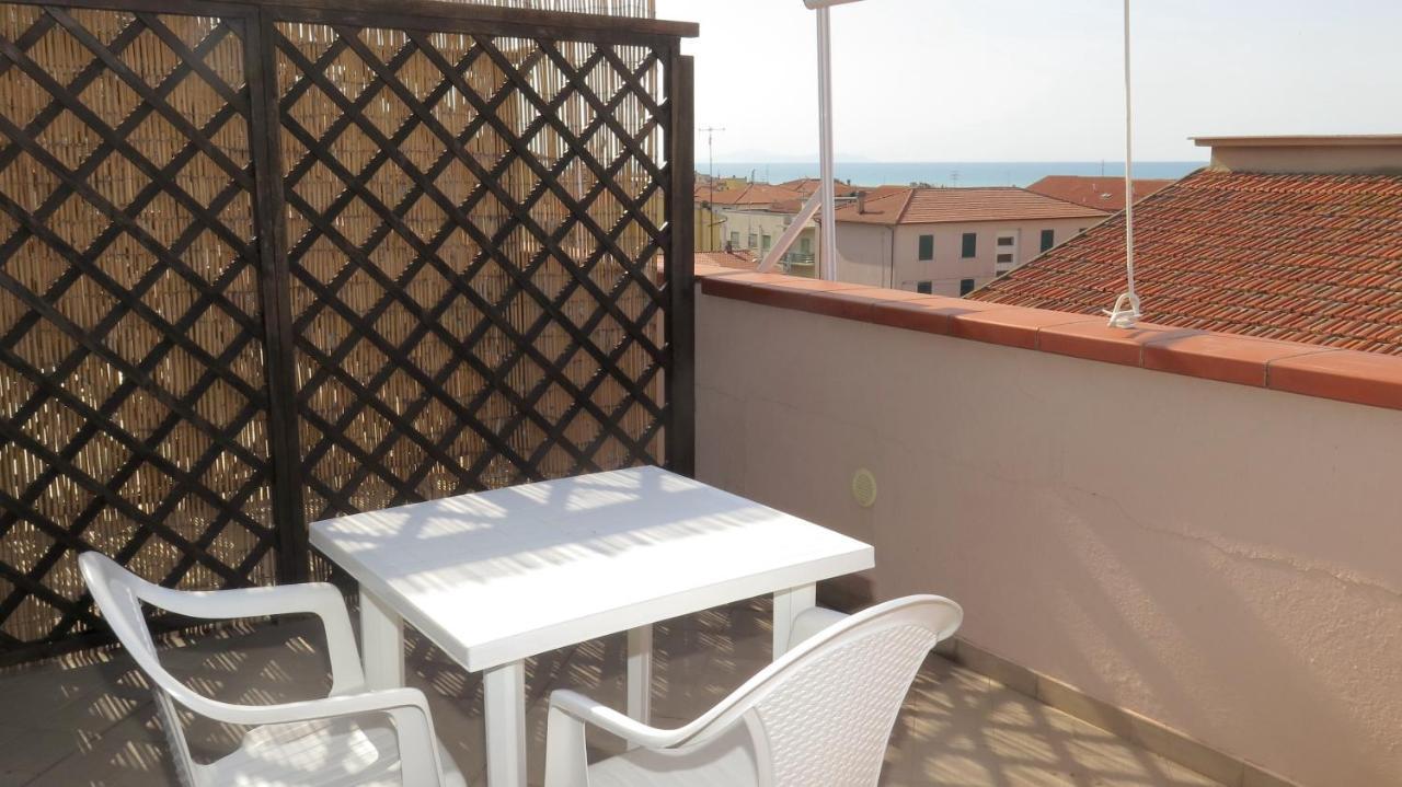 Residenza Turistico Alberghiera Corallo Castiglione della Pescaia Exterior foto